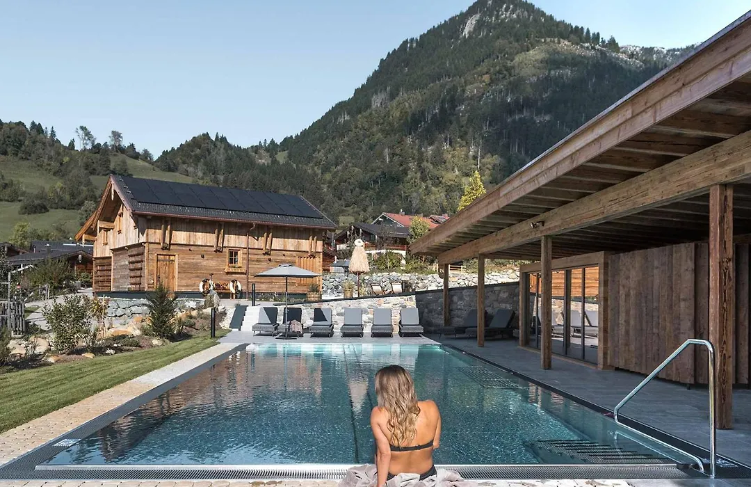 Alpzitt-Chalets-1